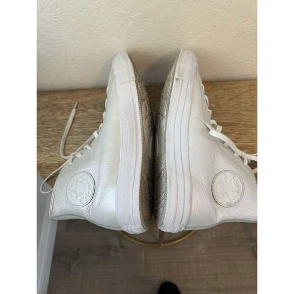 Converse Chuck Taylor All Star Hi White Leather Iridescent Unisex 9.5 ,M-557950C - Picture 4 of 16